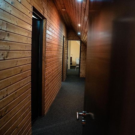 Casa Gorjeneasca Ξενοδοχείο Târgu Jiu Εξωτερικό φωτογραφία