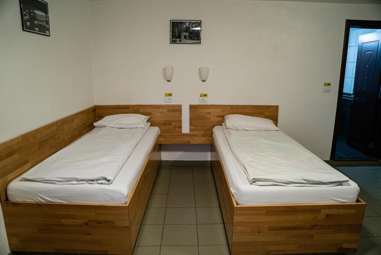 Casa Gorjeneasca Ξενοδοχείο Târgu Jiu Εξωτερικό φωτογραφία