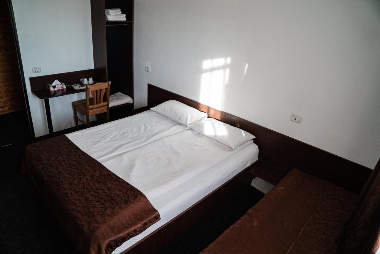 Casa Gorjeneasca Ξενοδοχείο Târgu Jiu Εξωτερικό φωτογραφία