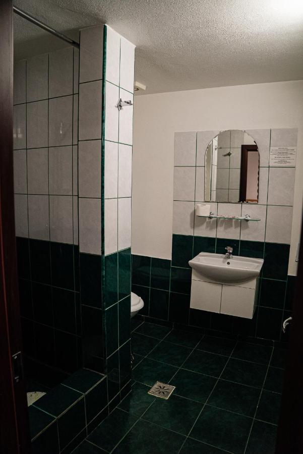 Casa Gorjeneasca Ξενοδοχείο Târgu Jiu Εξωτερικό φωτογραφία
